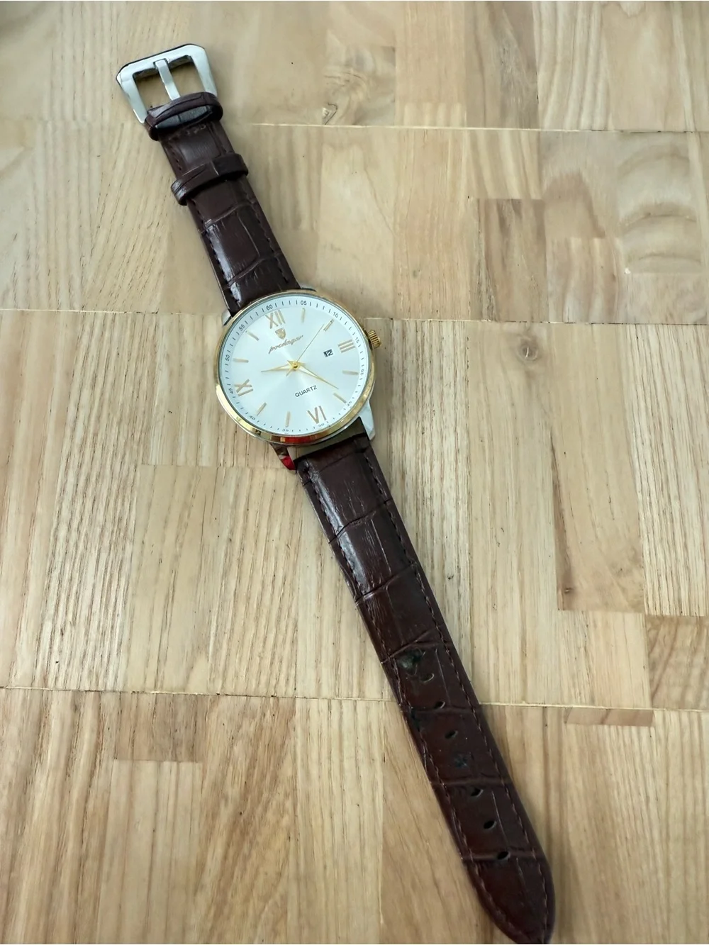 Poedagar men’s gold tone brown leather fashion watch NEW BATTERY